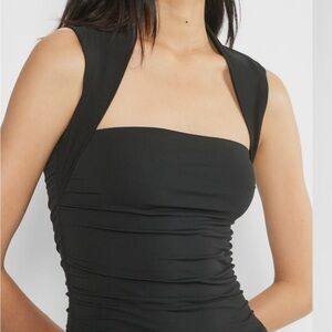 Aritzia Contour Flourish Top
